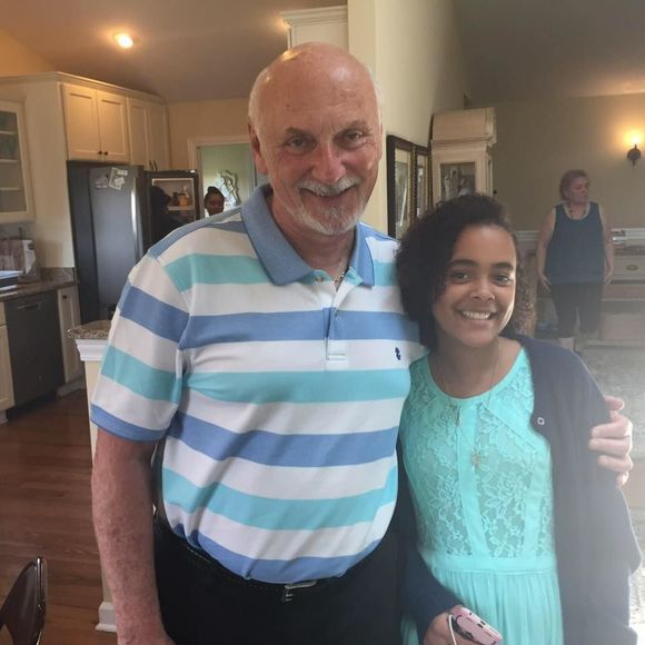 Meet your Posher, Linley - Picture 1 of 1